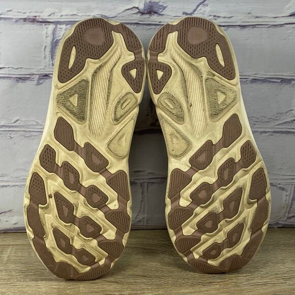 Hoka One One Clifton 9 Running Shoes Women's Size 9 Obsidian Black Pink Sneakers - Picture 7 of 8